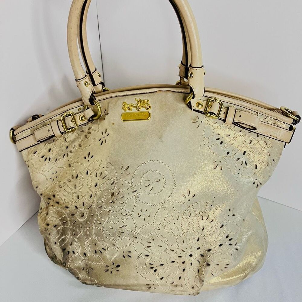 COACH 19624 Madison Tossed Laser Lindsay Leather Satchel Gold - Picture 4 of 15